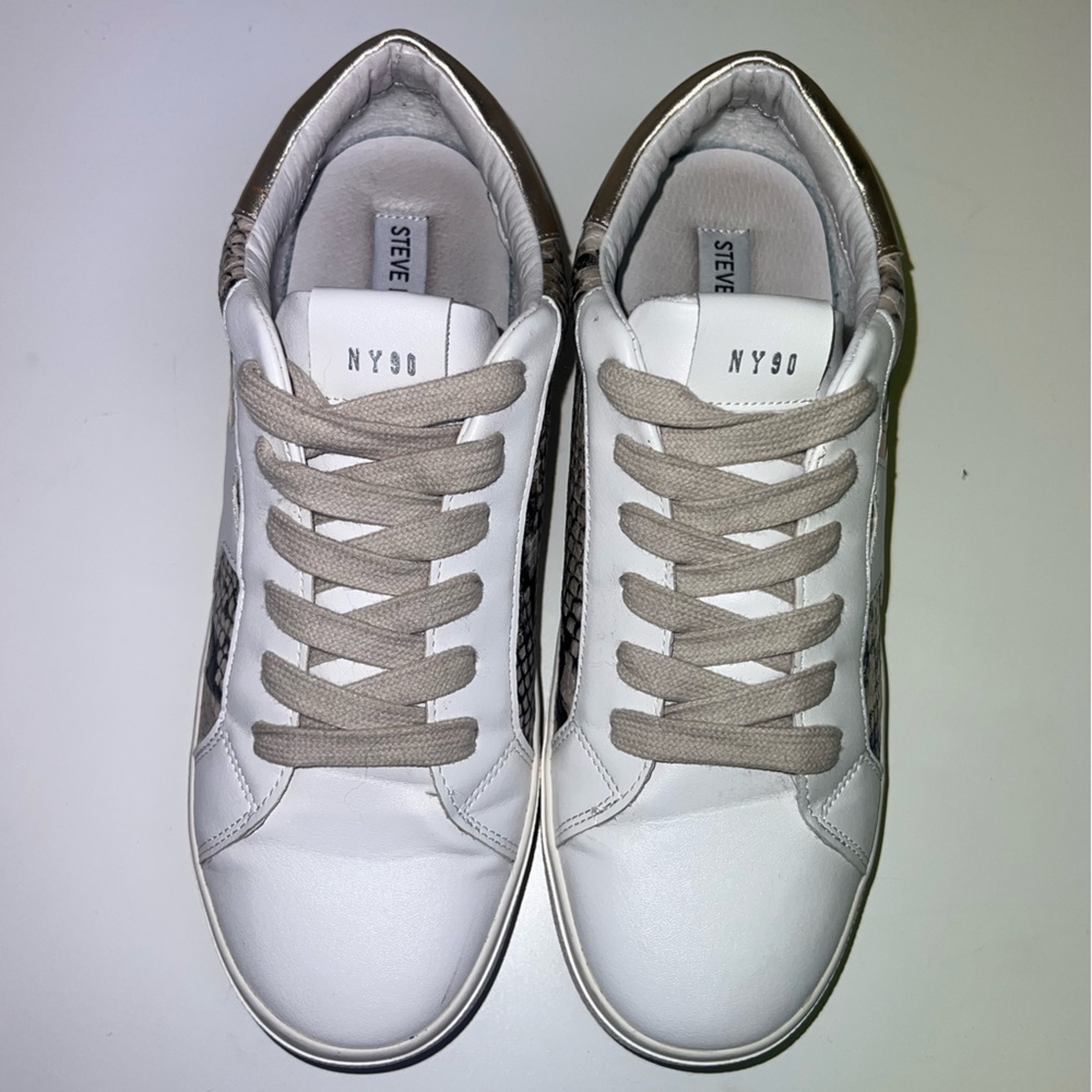 *Steve madden- Snake print lace up casual shoes - Picture 2 of 8